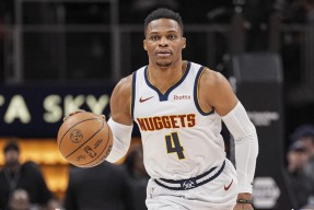 壹号-新奥尔良鹈鹕迎国王杯关键赛，今晚外线爆发，气氛紧张，团队化学反应显著(sunwall95的成名作)