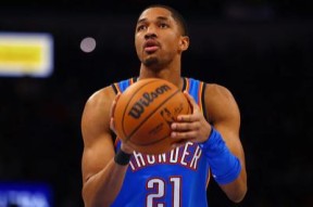 壹号-包含集结日体能课后；波特兰开拓者回应争议备战NBA常规赛；气氛紧张；赛程密集仍需轮换的词条